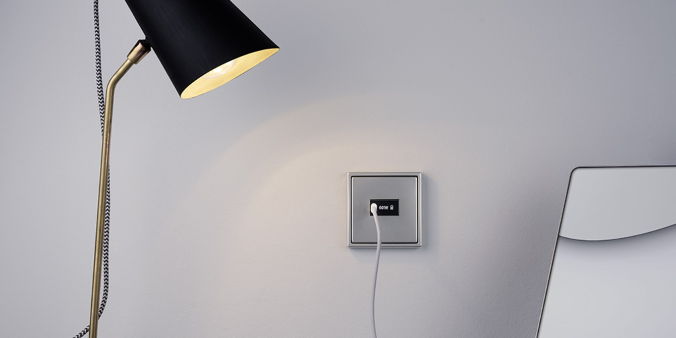 Ladegerät USB PD 60 bei Elektro Kiran in Felsberg