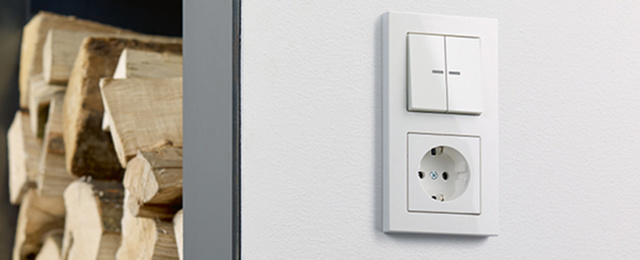 JUNG KNX Taster F 10 bei Elektro Kiran in Felsberg